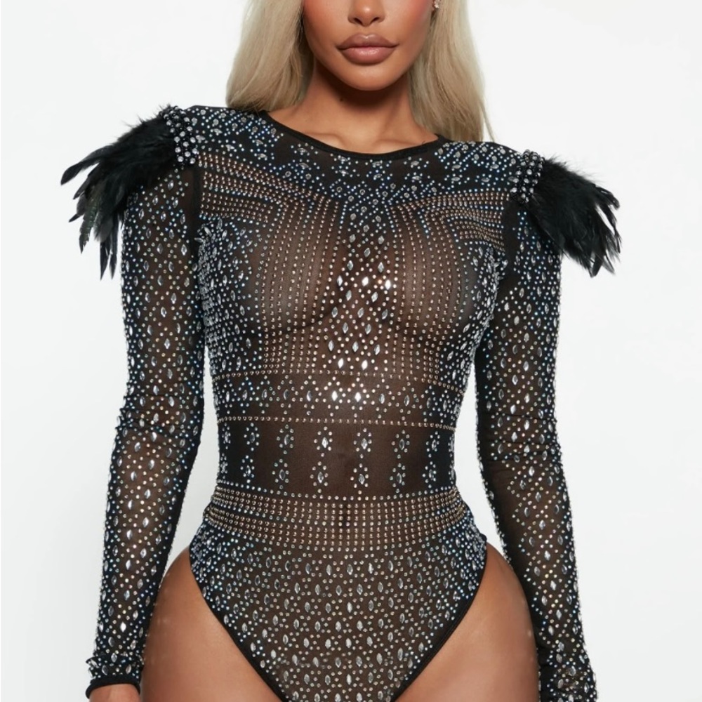 Rhinestone bodysuit blk w/ feathers gorgeous piece NEW never worn